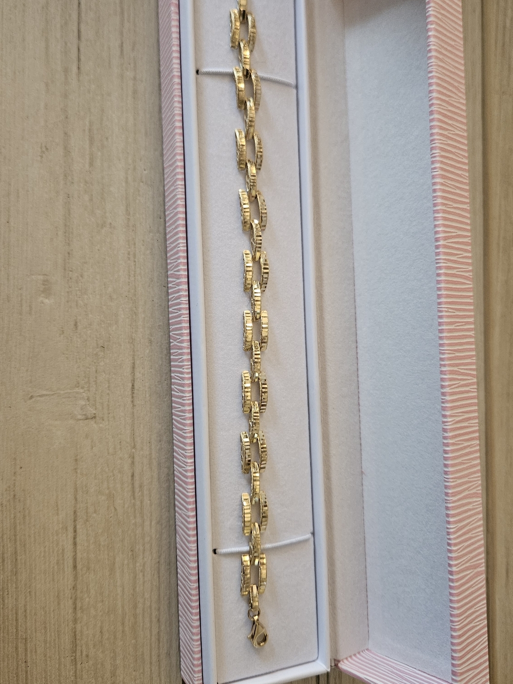 Gold Link Bracelet - Chunky Rectangular Links